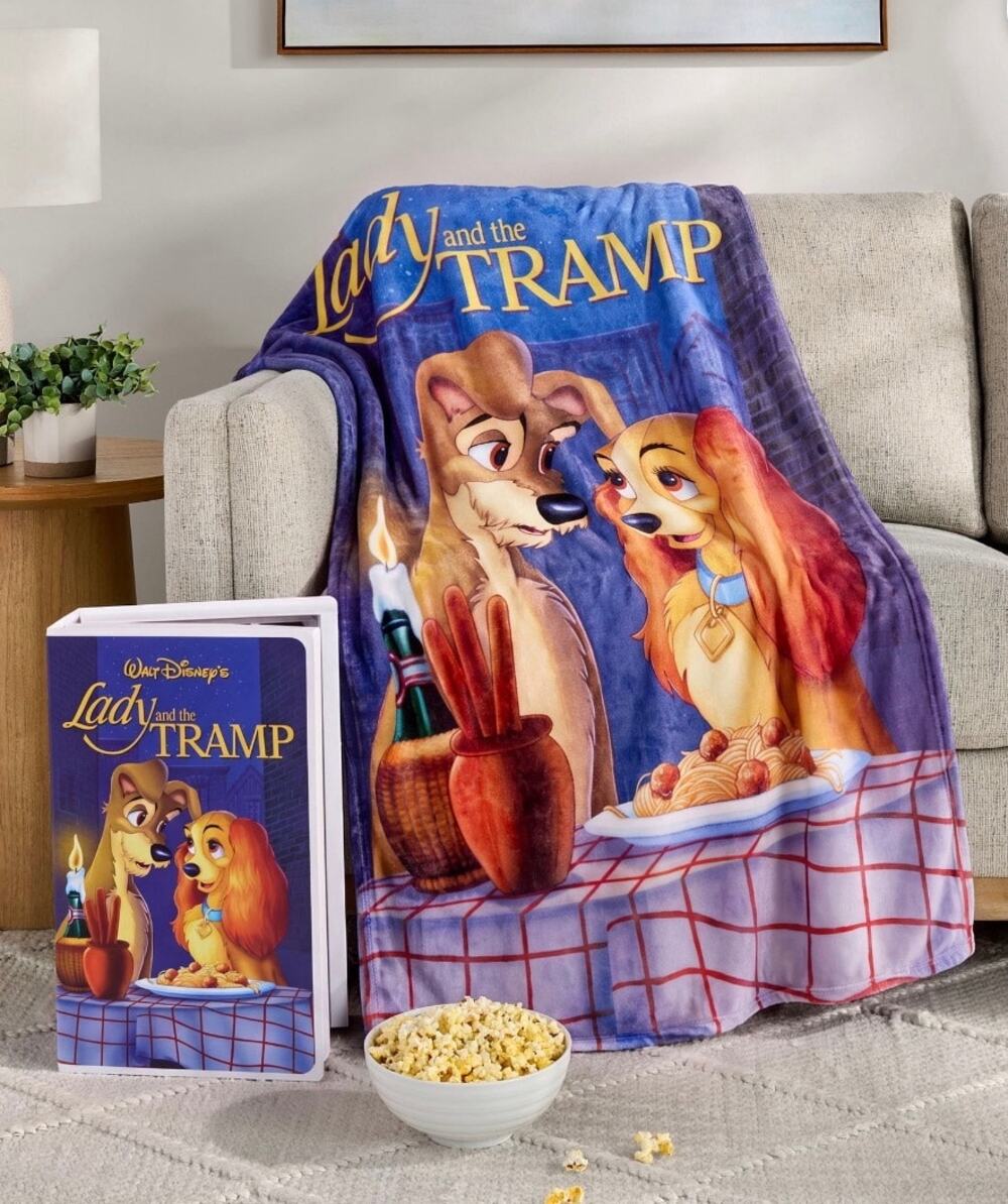 Disney Classic Lady & The Tramp VHS Boxed Silk Touch Throw: 50” X 70” NWT